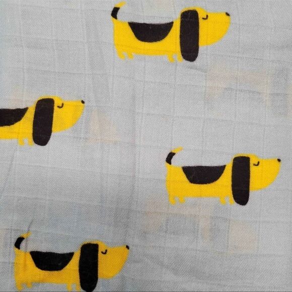 New Wiener Dog Bamboo Muslin Baby Swaddle Blanket - Picture 2 of 2